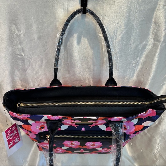 TRINA TURK ALL OVER NARCISSUS TOTE/SHOULDER BAG NWT - Picture 5 of 13